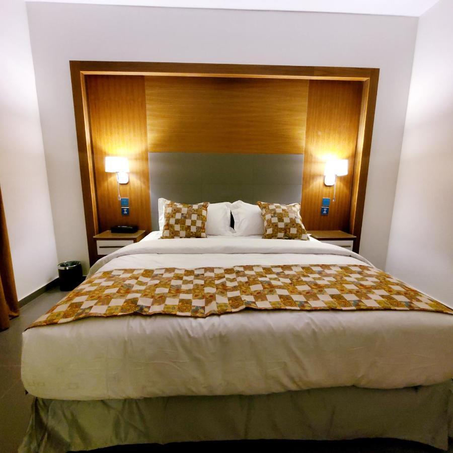 Passion Hotel Villas Khamis Mushait Exterior photo